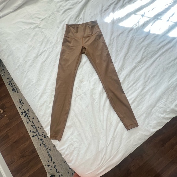 Lululemon wunder under smooth high rise copper matte metallic leggings 4 - Picture 9 of 16
